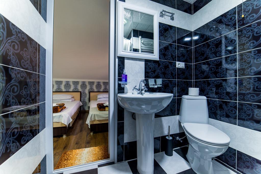 Hotel Guglux &Wine Cellar テラヴィ エクステリア 写真