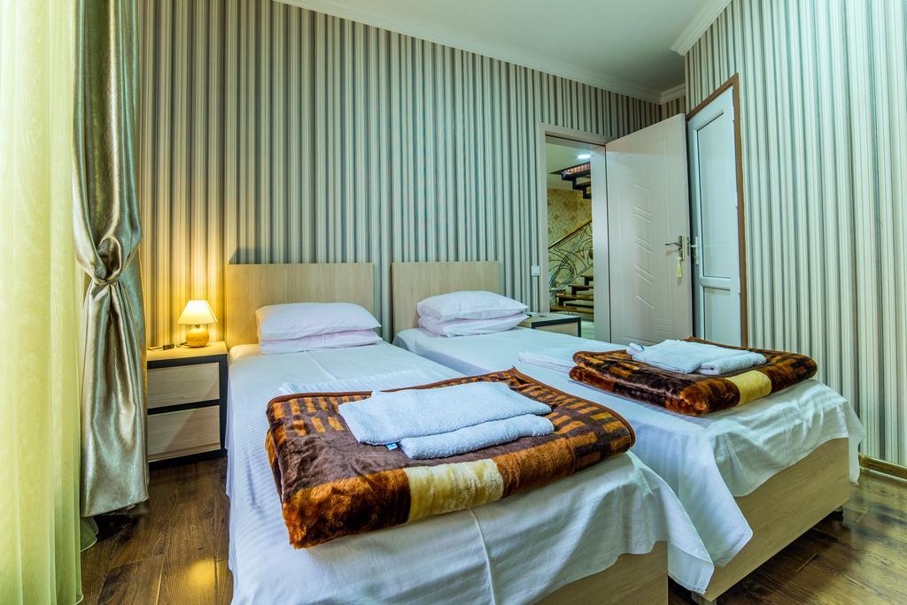 Hotel Guglux &Wine Cellar テラヴィ エクステリア 写真
